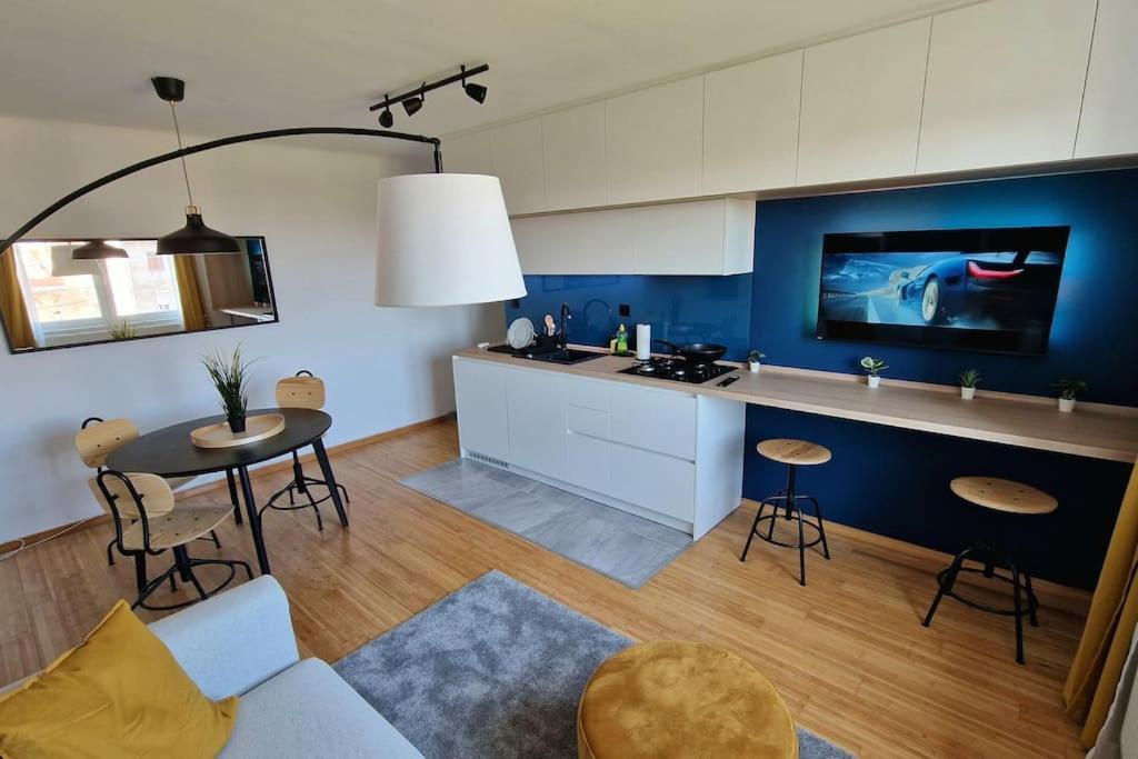 Ferienwohnung Midnight Blue Oasis - Center, Free Parking Zagreb Exterior foto